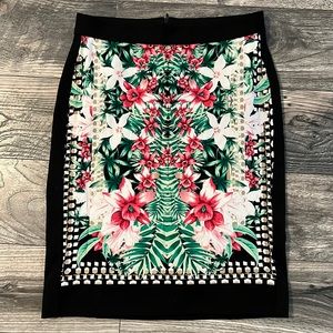 Alfani pencil skirt size 2 in excellent condition.